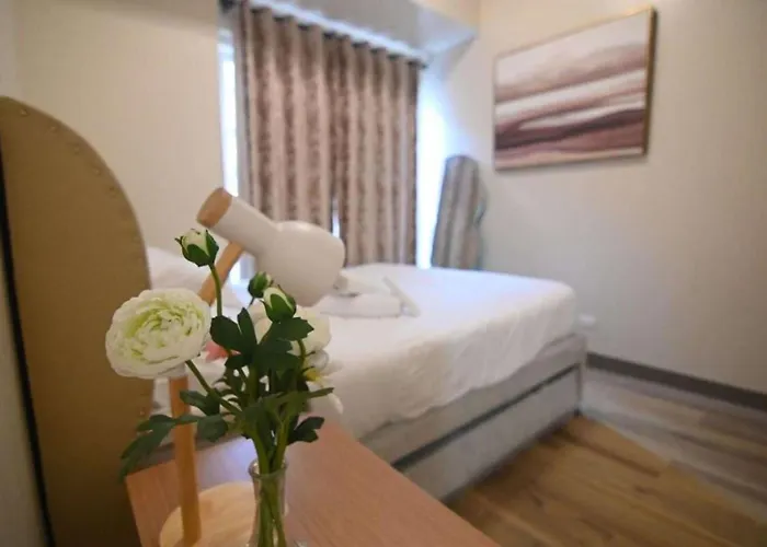Kuya Awen's Staycation Unit 15k