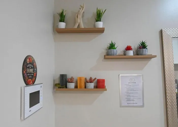 Kuya Awen's Staycation Unit 15k * Manila