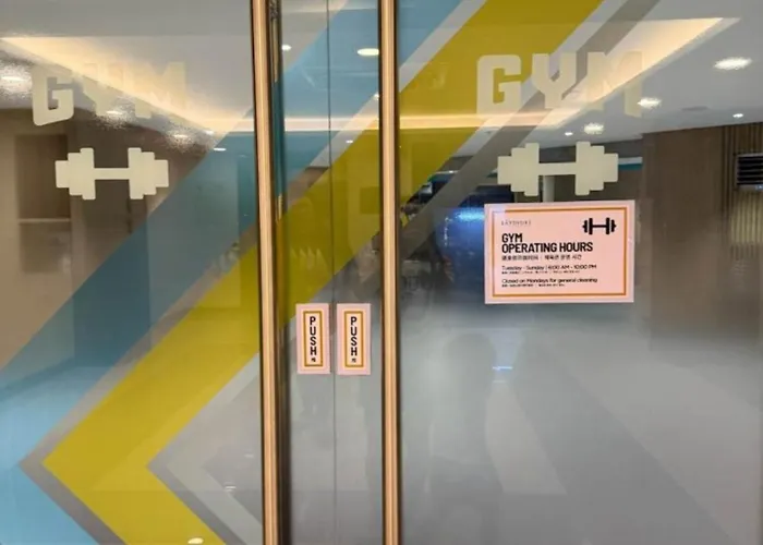 Kuya Awen's Staycation Unit 15k Manila